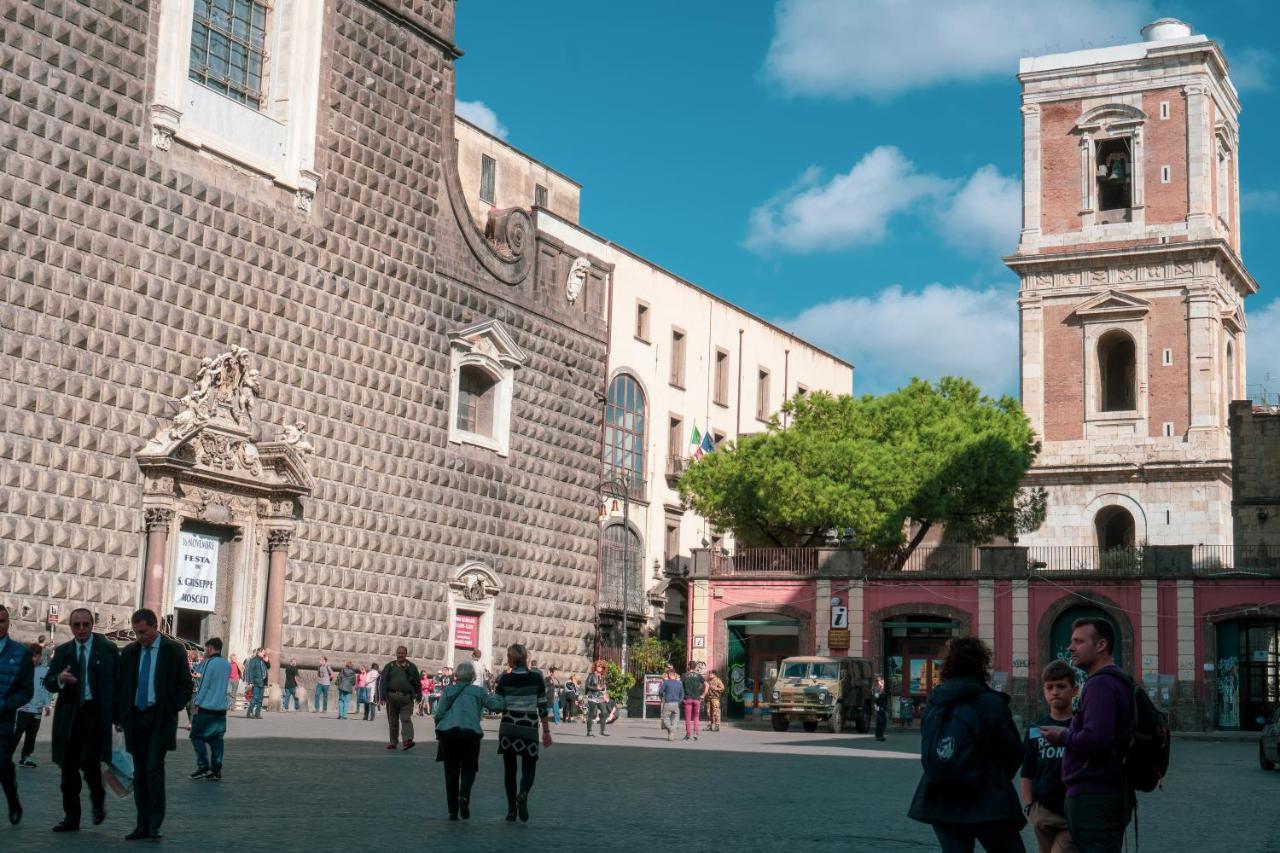 Artemisia Domus - Centro Storico Hotel Naples Luaran gambar